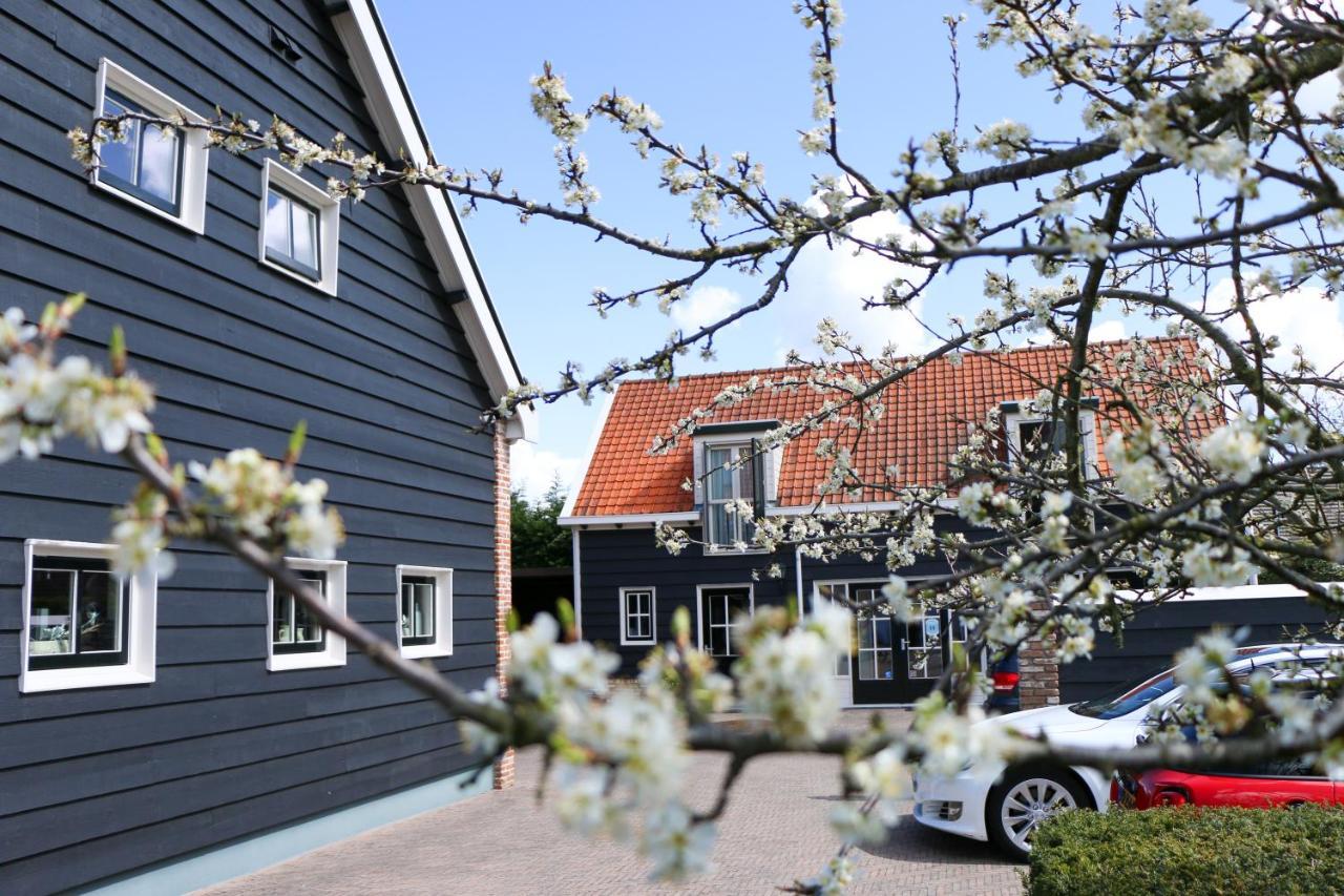 Oostmolenhoeve Couette-café *